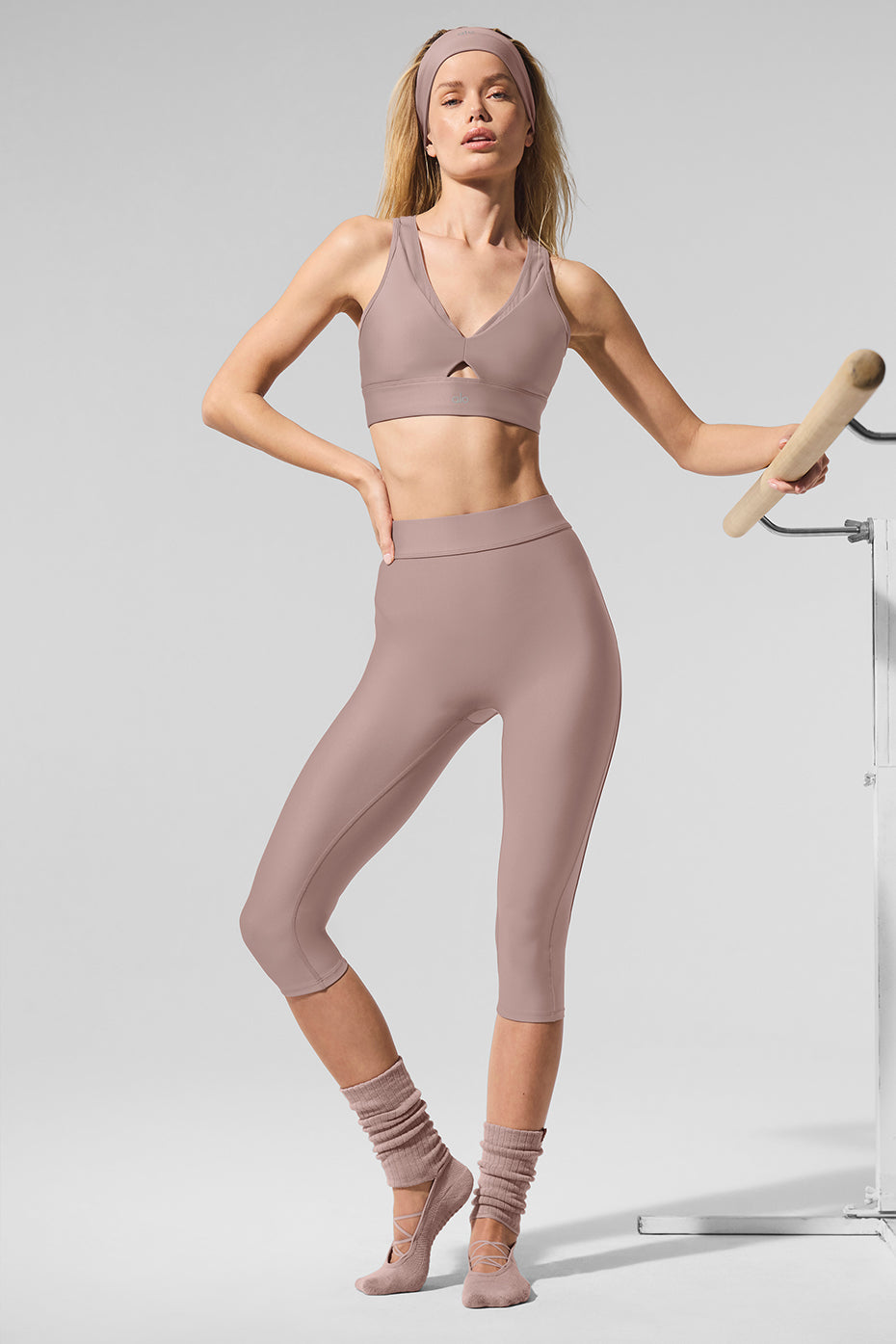 Airlift Mesh High-Waist Just Right Capri - Taupe