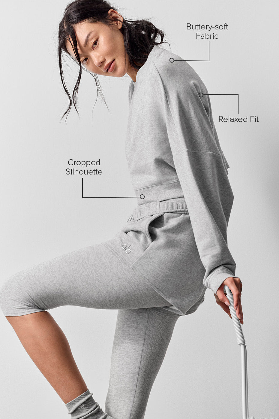 Cropped Sway Crew Neck Pullover - Athletic Heather Grey